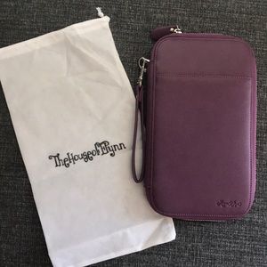 House of Flynn wallet.